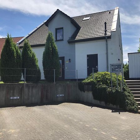 Villa Huegel _ Og_Fewo Göhren-Lebbin Esterno foto