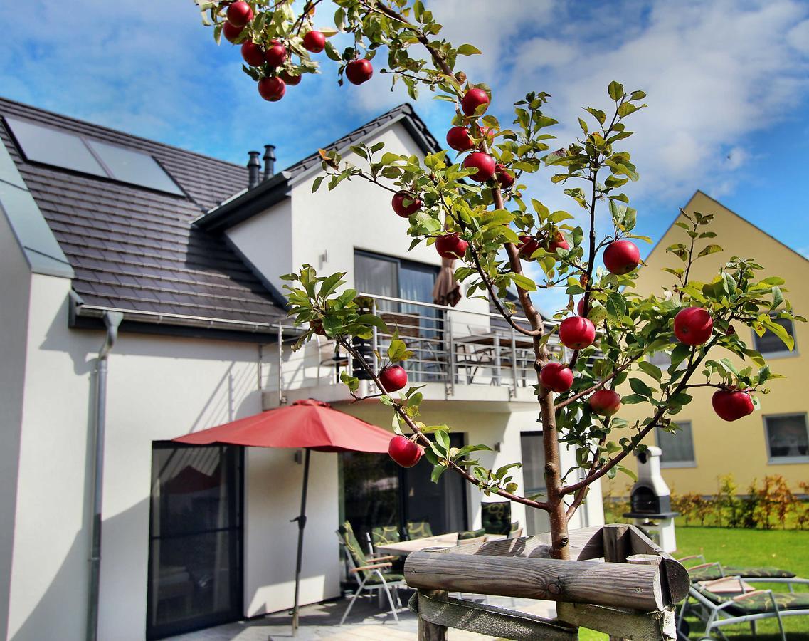 Villa Huegel _ Og_Fewo Göhren-Lebbin Esterno foto
